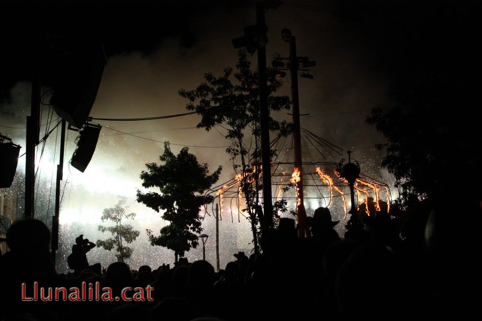 La festa en plena explosió de llum