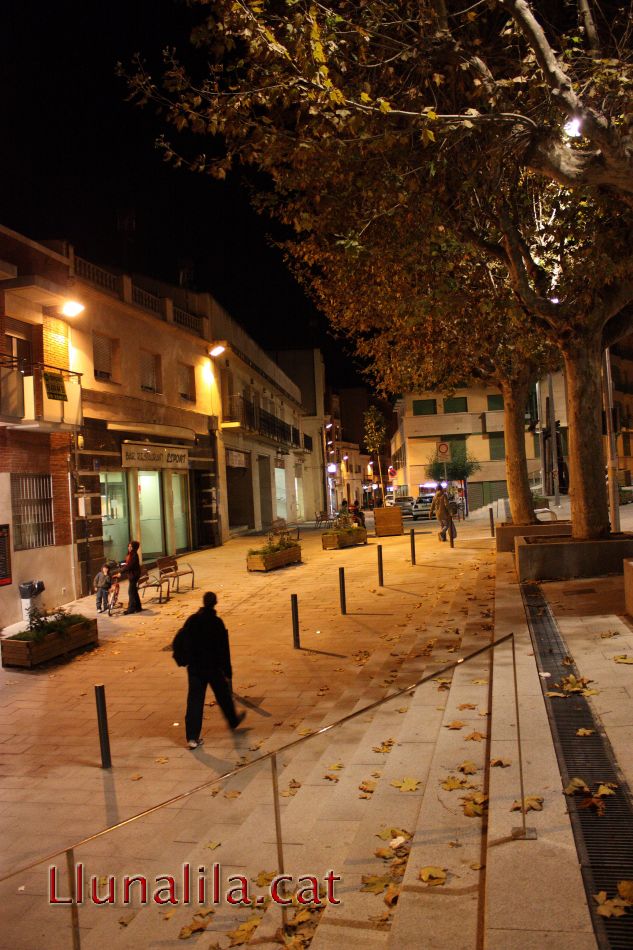 Plaça de l'estació de Molins de Rei