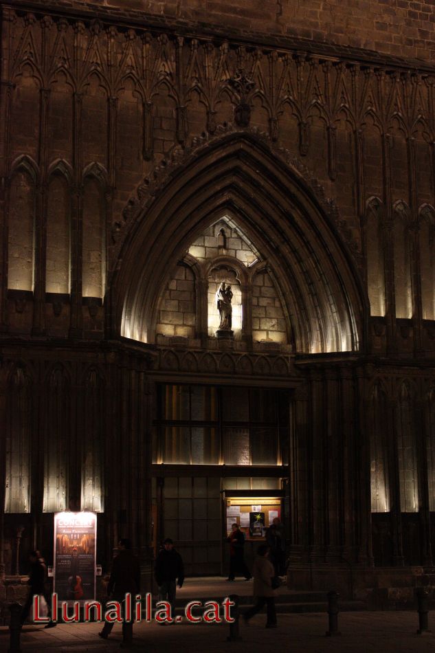 Entrada de l'Església de Santa Maria del Pi