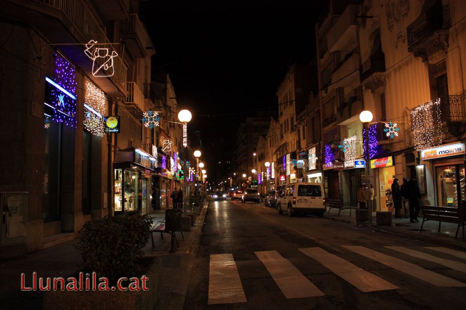 Llums de Nadal al carrer Pi Maragall