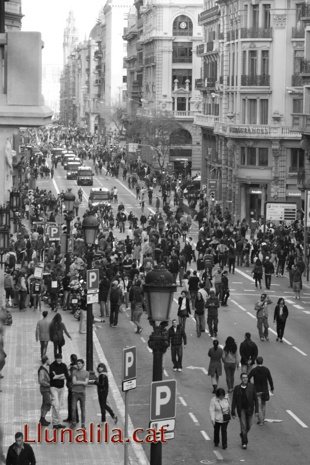 Manifestants i Policia Via Laietana 29M