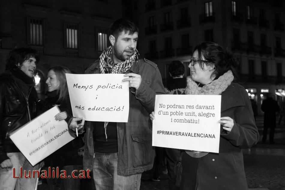 Menys policia més educació