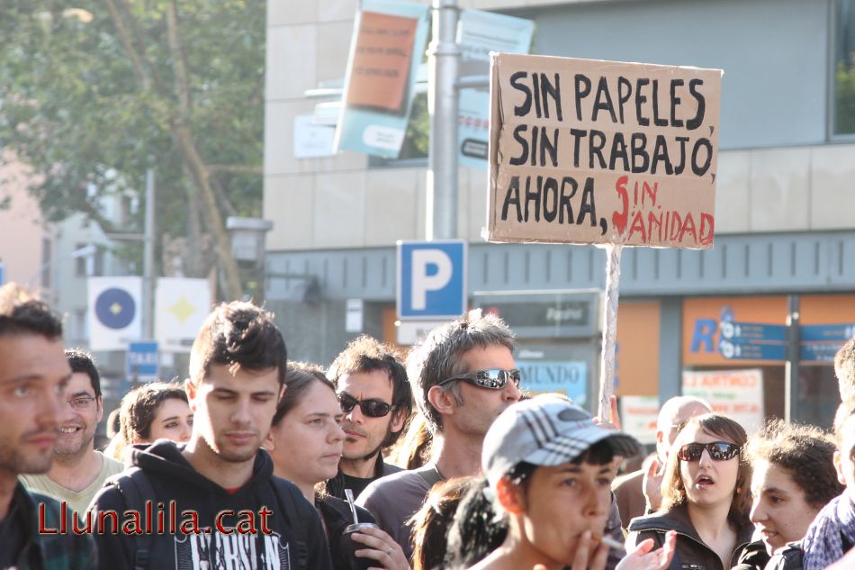 Sin papeles, sin trabajo ahora, sin sanidad 1M