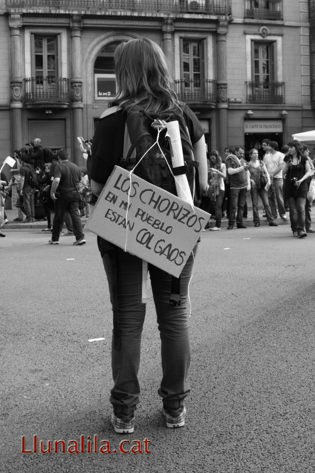 Los chorizos en mi pueblo están colgador #12M15M