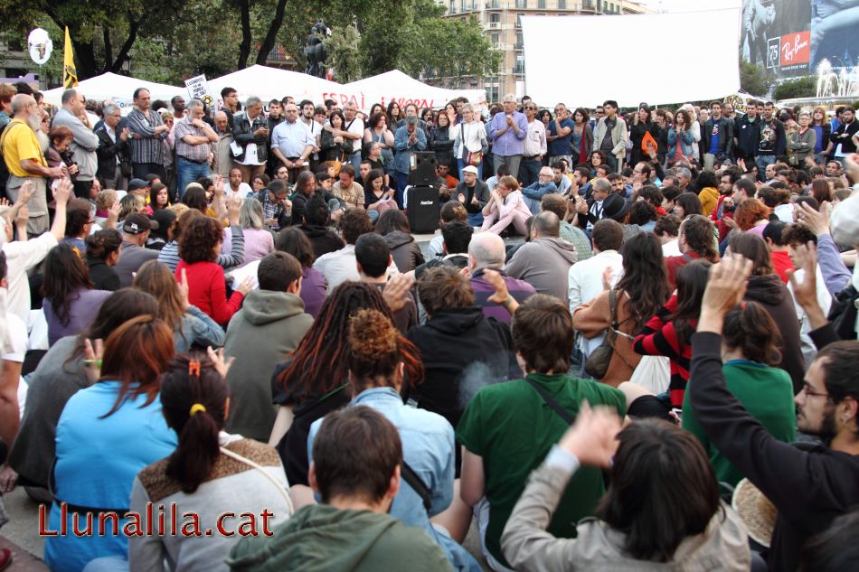 Debat i reflexió 12M15M