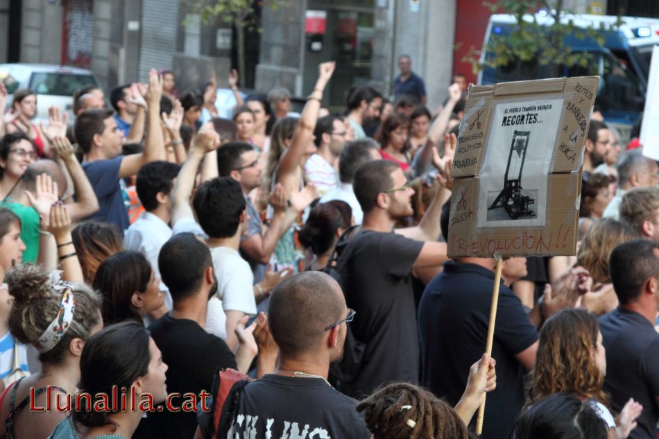 El pueblo también anuncia recortes