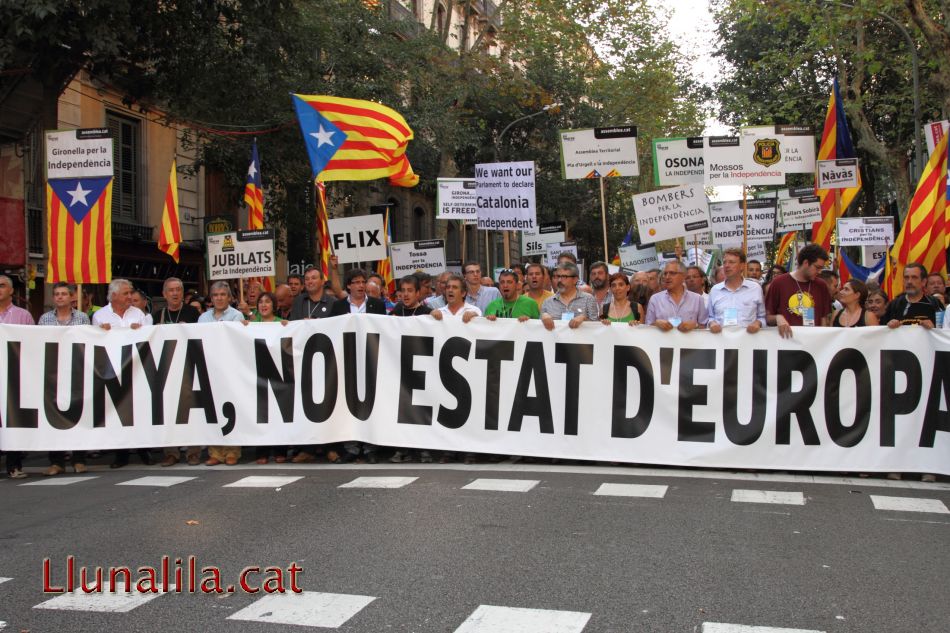 Preparats per començar la manifestació 11s2012