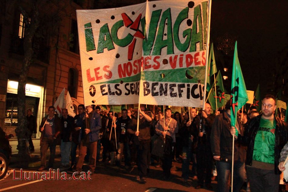 Pancartes a la Vaga General 14N ATAC