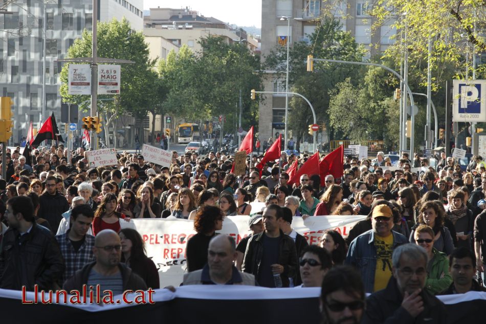 La lluita comença a caminar amb lemes, banderes i il•lusió