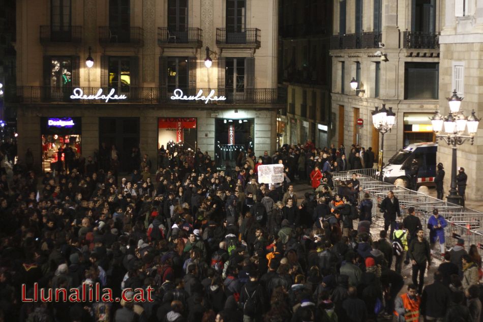 Pl. Sant Jaume crida BCNambGamonal 