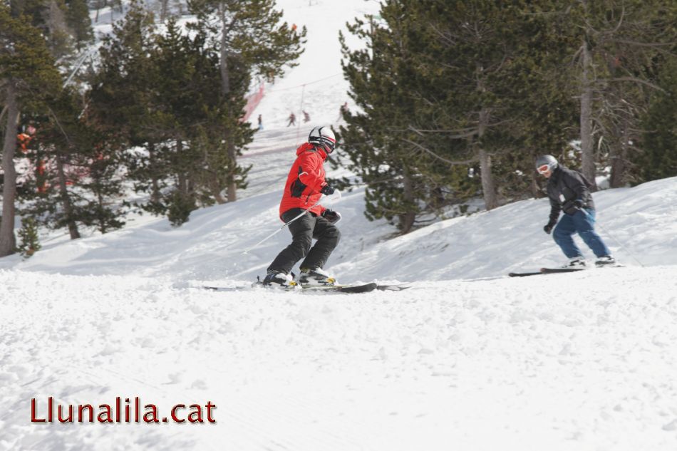 Esquiant a la Vall de Núria