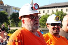 Miners de Sallent donant suport als companys de #marchanegra
