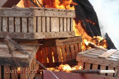 La foguera ja crema Sant Joan 2012