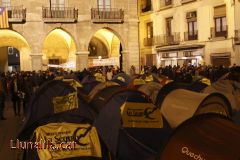 Acampada en defensa de l`Ateneu Popular la Sèquia