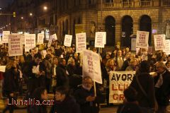 Aturem els atacs contra les dones 8M