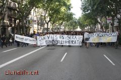 Manifestació en suport a Can Vies i nit d’incidents a Barcelona 31M EfecteCanVies