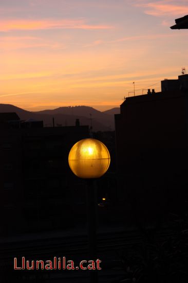 Llum Solar Vs Llum El�ctrica
