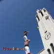 L'esglesia mira els seus castellers