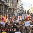 Milers de persones protesten contra els pressupostos antisocials a Barcelona 24N